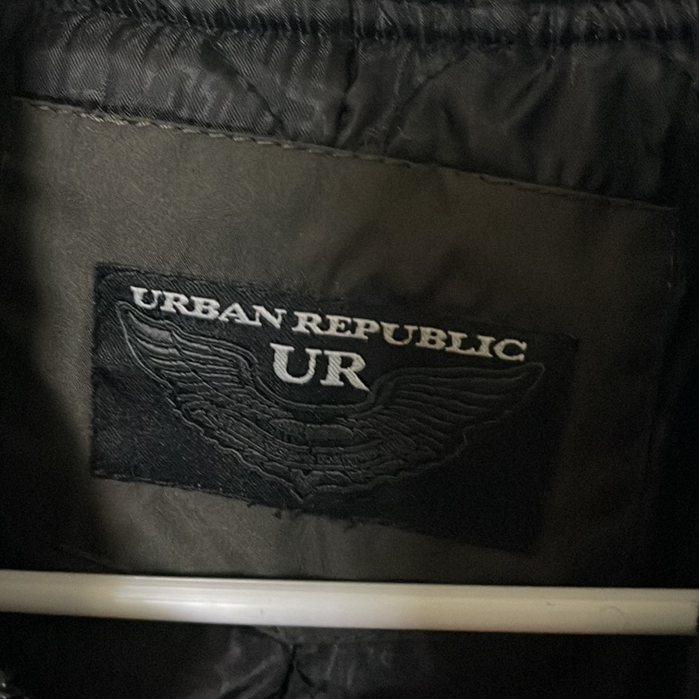 Jacket - Picture 5 of 6